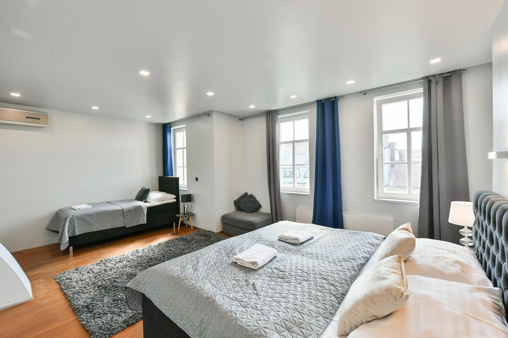 Luxury Central Duplex With Terrace Prag Eksteriør billede