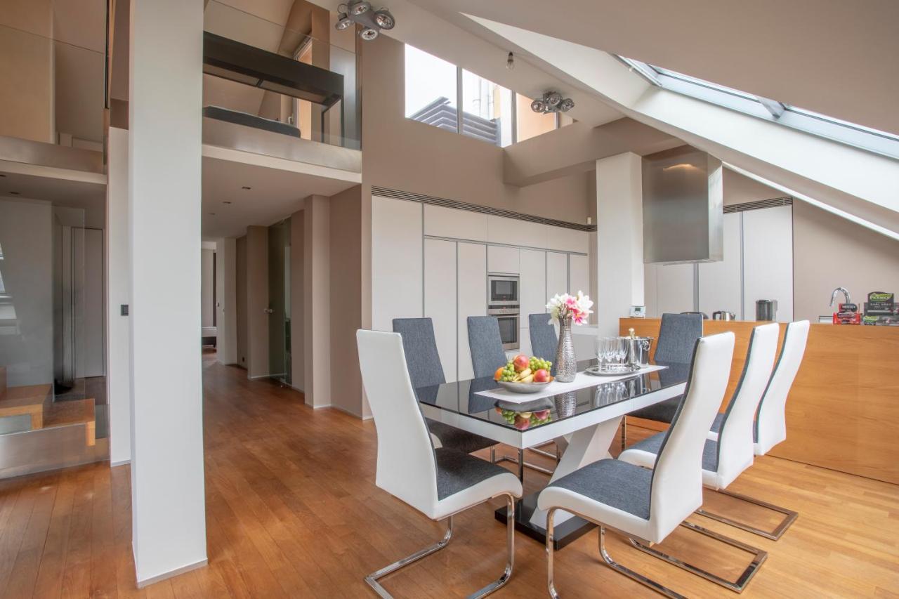 Luxury Central Duplex With Terrace Prag Eksteriør billede